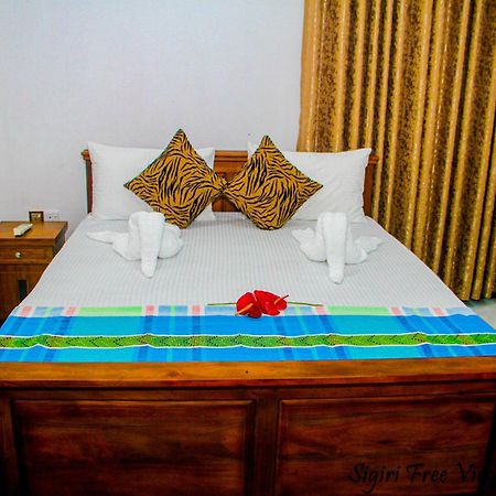 Sigiriya Free View Tree House & Villa Luaran gambar